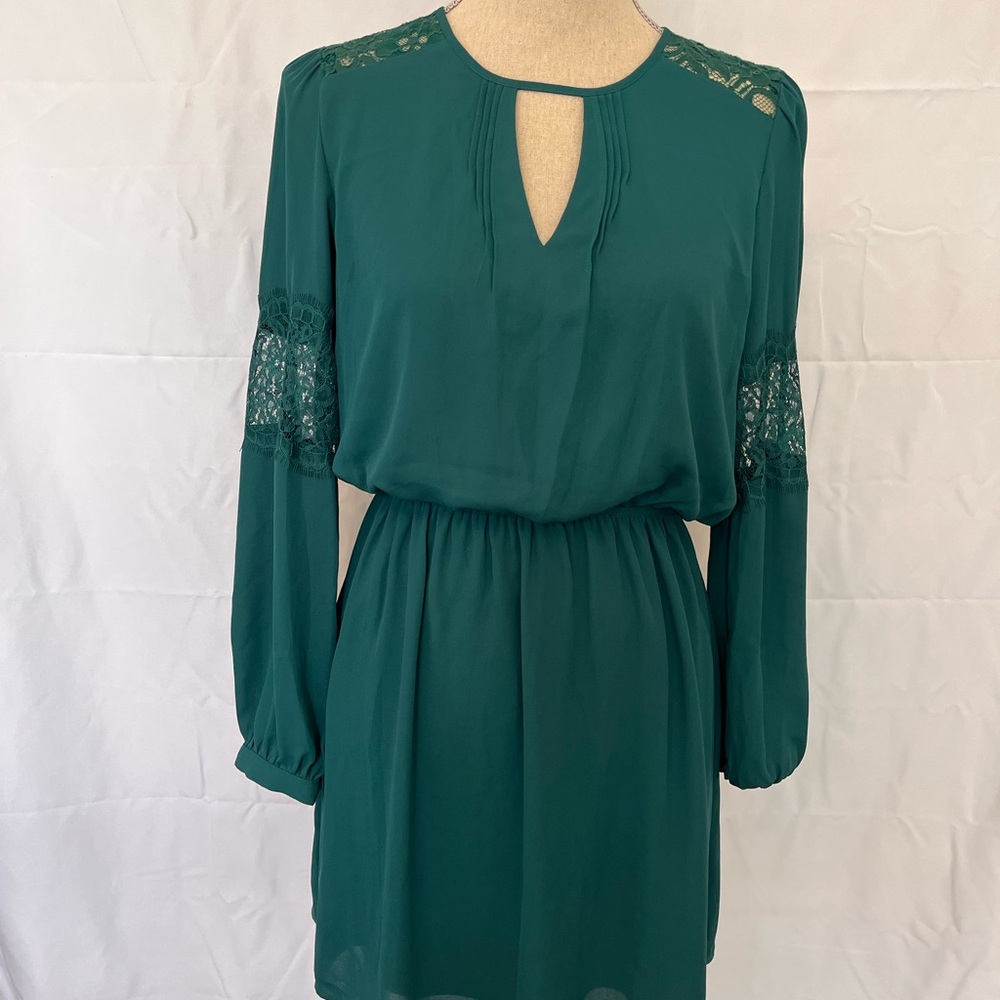 Elegant Emerald Green Lace-Accent Dress long sleeved EXPRESS